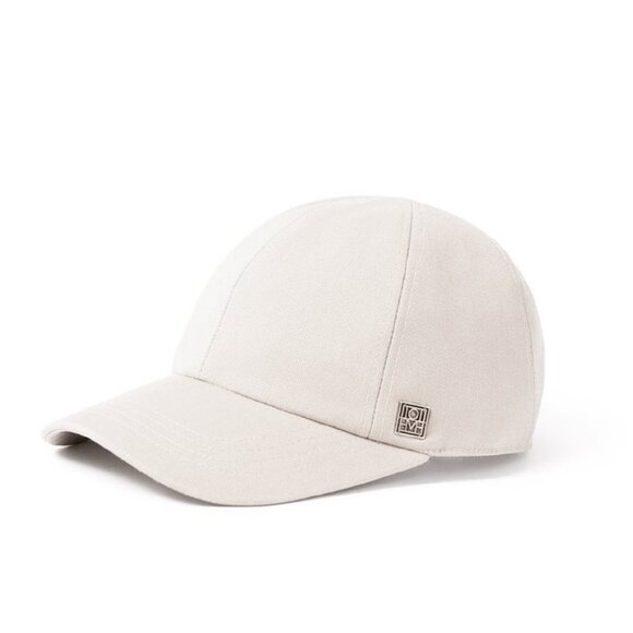 Toteme Accessories - NWT Toteme Logo-Plaque Cotton Baseball Cap Off-white